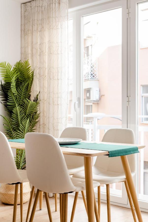 Apartamento Nuevo Centro Гранада Екстериор снимка
