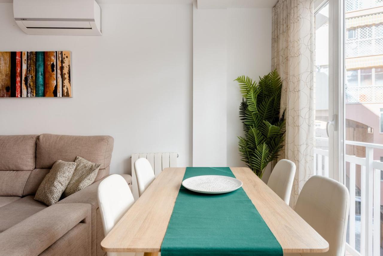 Apartamento Nuevo Centro Гранада Екстериор снимка