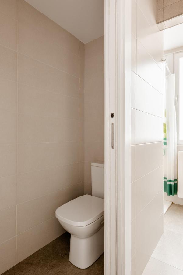 Apartamento Nuevo Centro Гранада Екстериор снимка